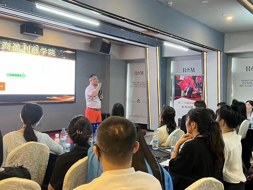 巴中市美妆企业投资咨询(美妆企业投资咨询方案)